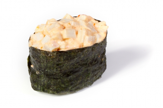 Острая суши с кальмаром